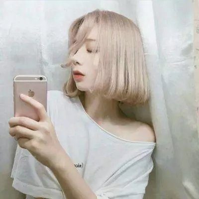 月亮在跳舞